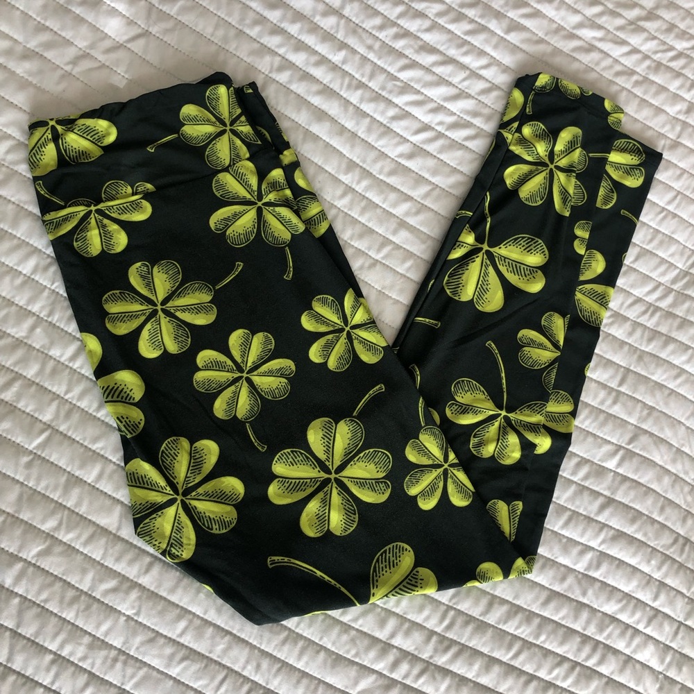 Four leaf clover Lularoe leggings